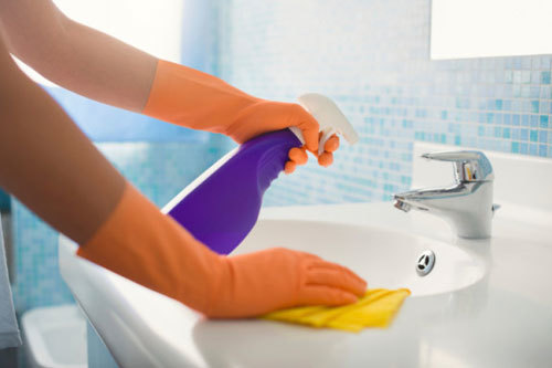 7 sai lầm dễ mắc phải khi vệ sinh nhà tắm mà bạn cần phải tránh ngay lập tức