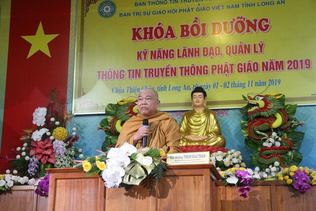 Long An: HT. Giác Toàn chia sẻ kinh nghiệm truyền thông Phật giáo