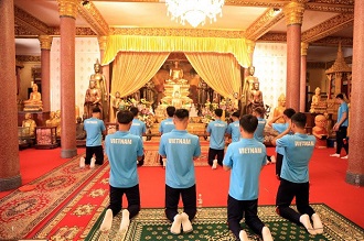 Campuchia: U22 Việt Nam đi chùa trước khi bước vào SEA Games 32