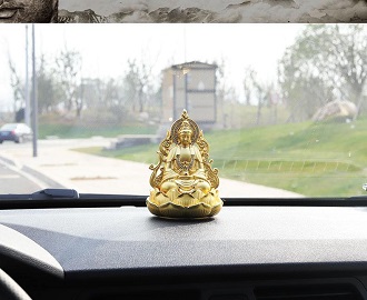 Có nên đặt tượng Phật trên ô tô?