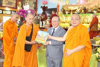 Đồng Nai: Thiền viện Phước Sơn ra mắt sách ảnh 