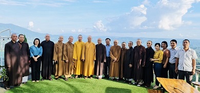 Đăk Nông: Lãnh đạo tỉnh hướng dẫn lãnh đạo Văn phòng II GHPGVN, Phật giáo các tỉnh Tây Nguyên thăm khu du lịch hồ Tà Đùng